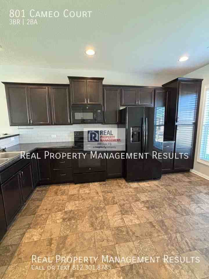 801 Cameo Ct - Photo 5 of 19