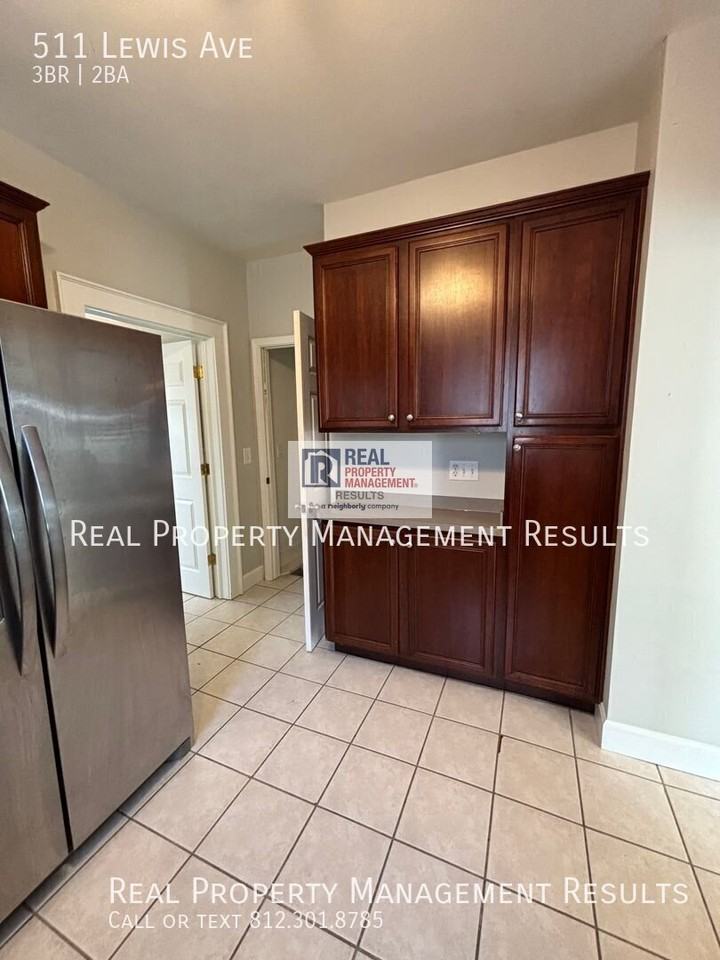 511 Lewis Ave - Photo 7 of 19