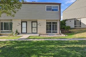 featured image of 4334 W Pondview Dr