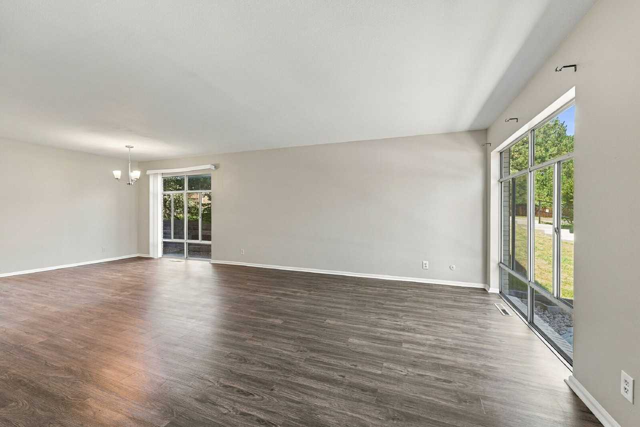 4334 W Pondview Dr - Photo 6 of 41