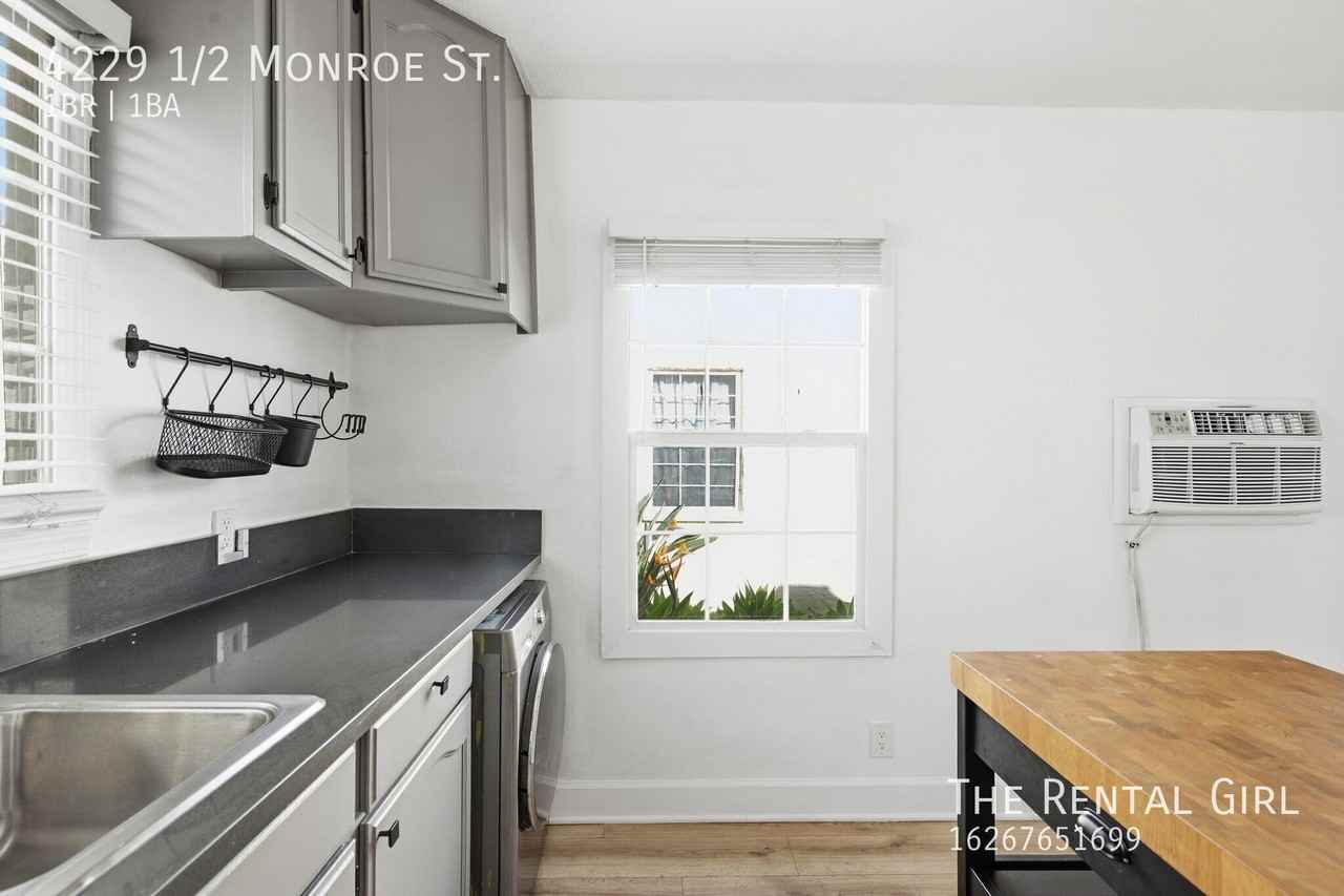 4229 1/2 Monroe St - Photo 3 of 13