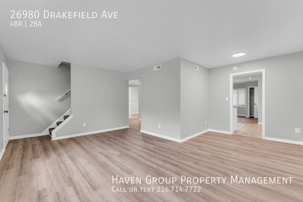 26980 Drakefield Ave - Photo 4 of 28