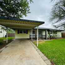 306 Landry Dr - Photo 1 of 1