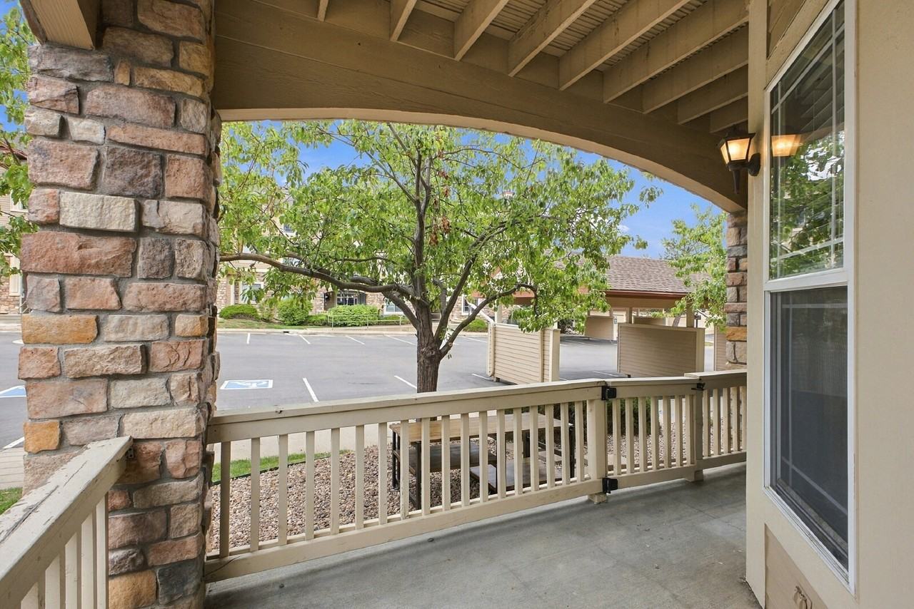 9557 W San Juan Cir #101 - Photo 3 of 33
