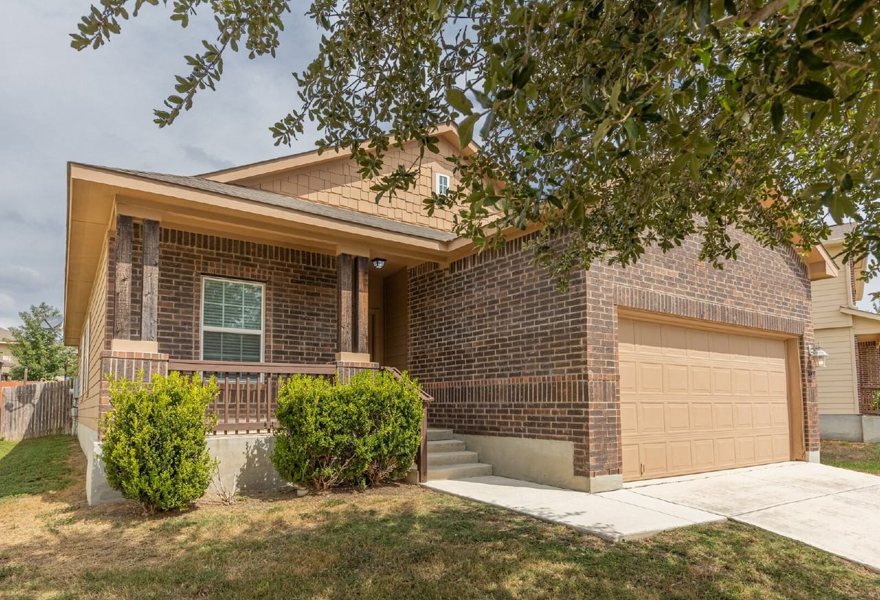 11403 Dodson Trl - Photo 3 of 33