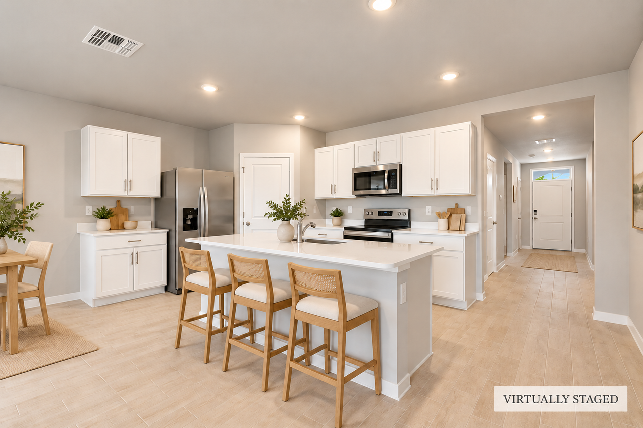 25214 Cadiz Dr - Photo 3 of 32
