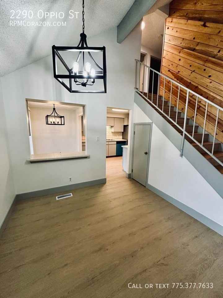 2290 Oppio St - Photo 5 of 27