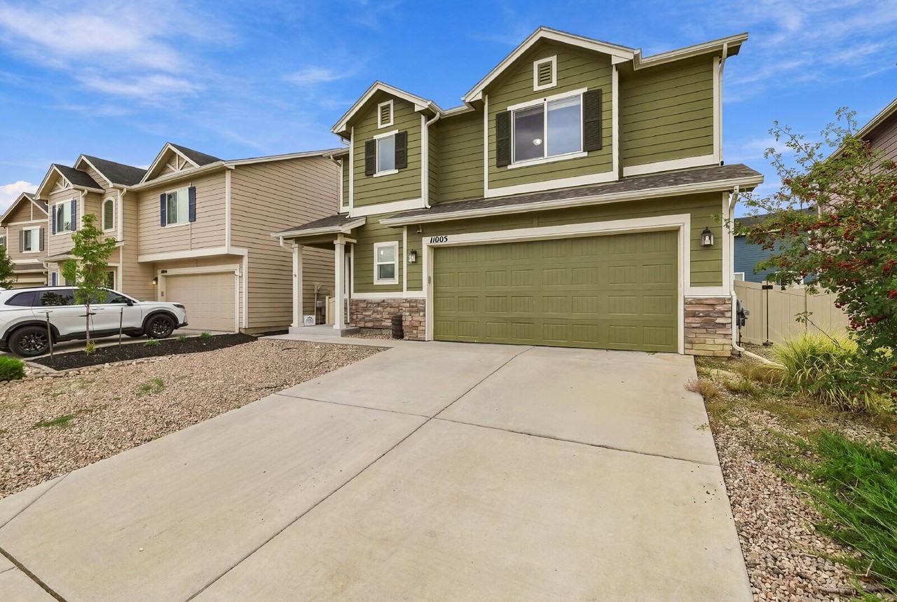 11005 Quercia Cir - Photo 2 of 36