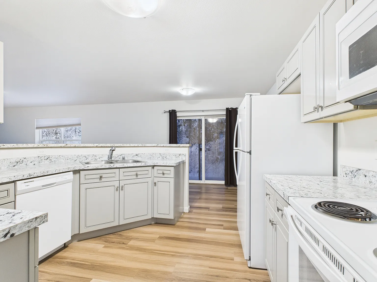 3903 Tanada Rd - Photo 4 of 28