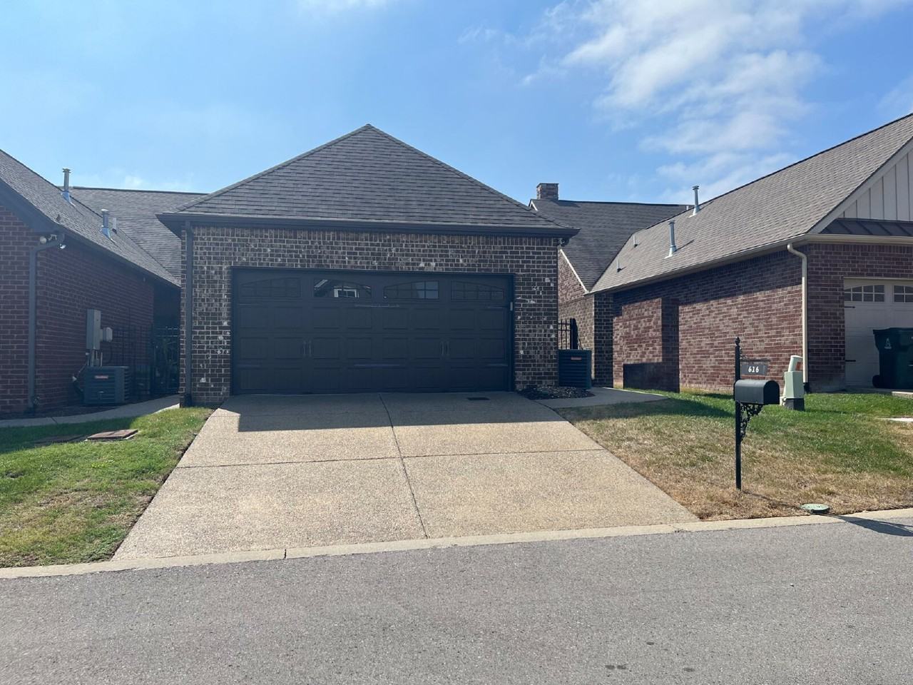 616 Weybridge Dr - Photo 2 of 39