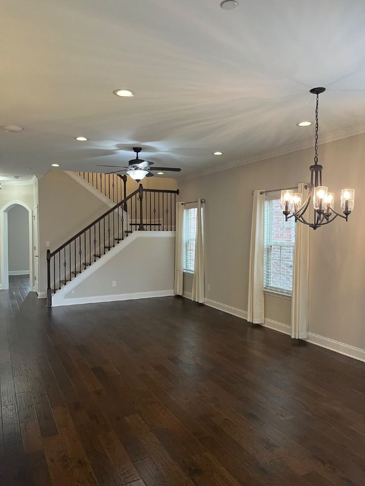 616 Weybridge Dr - Photo 6 of 39