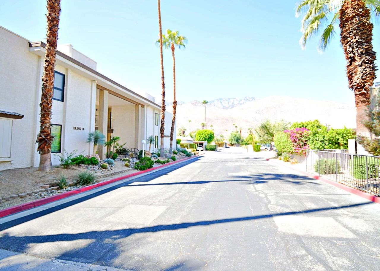 1150 E Palm Canyon Dr #62 - Photo 4 of 32