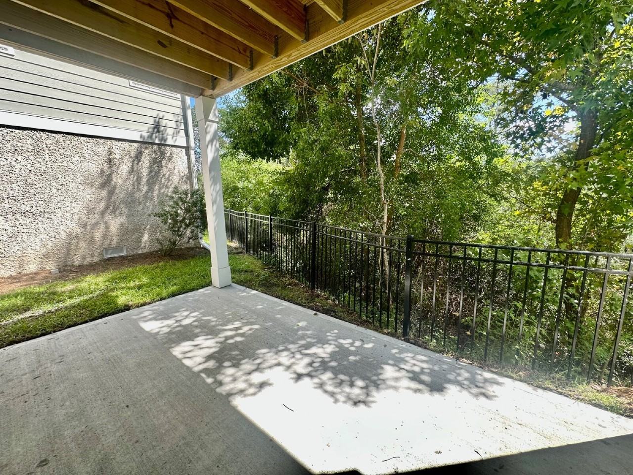 125 Heartleaf Rd - Photo 4 of 30