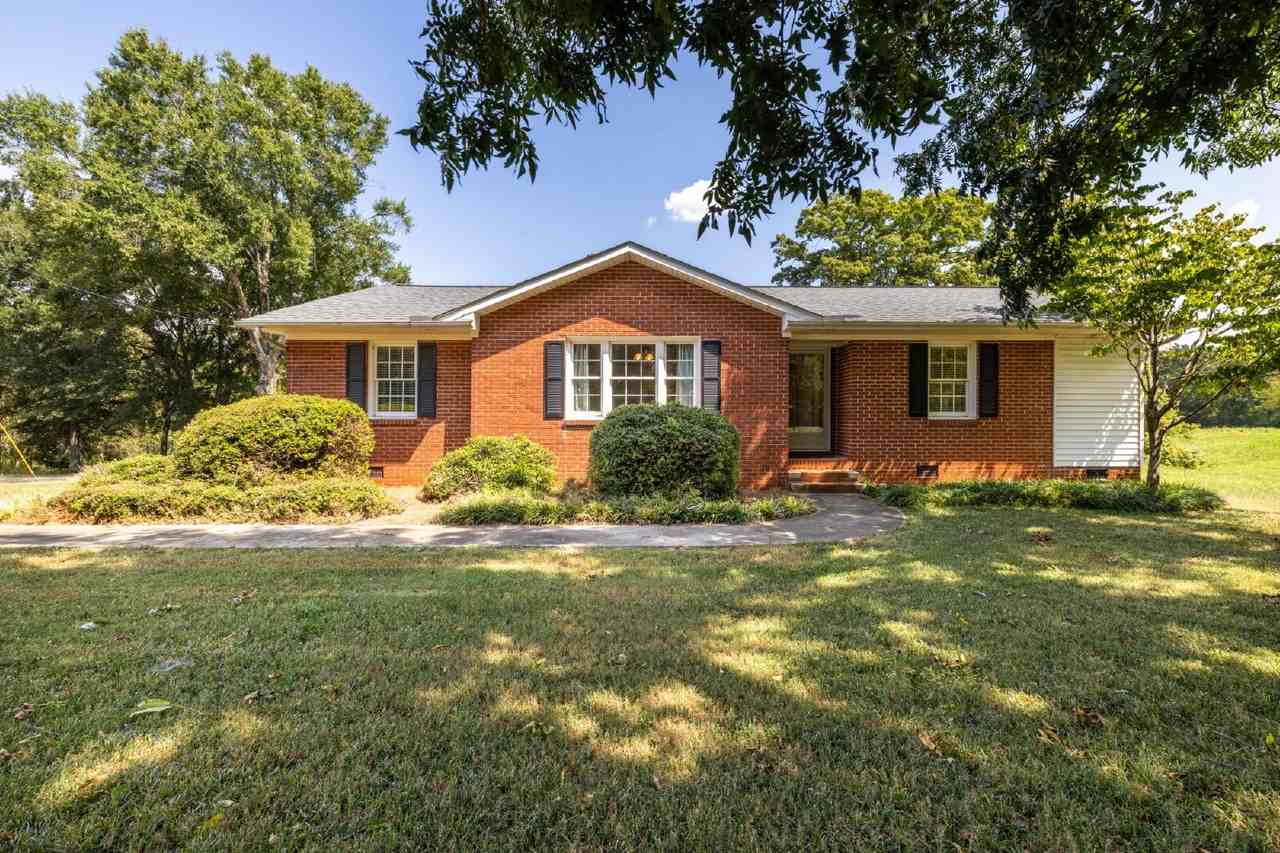 3691 Lesslie Hwy