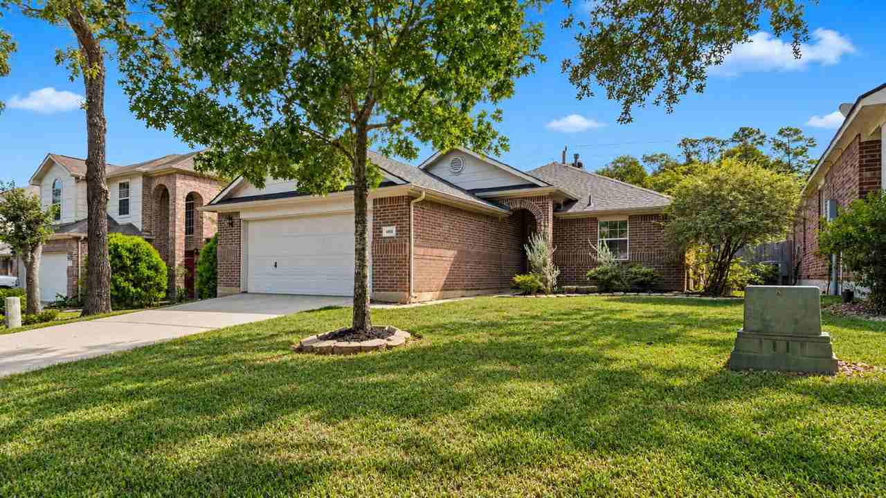 4908 Summer Rain Dr - Photo 2 of 18