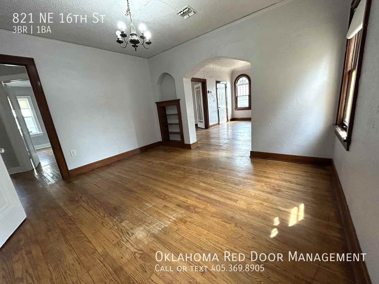 821 Ne 16th St - Photo 3 of 11