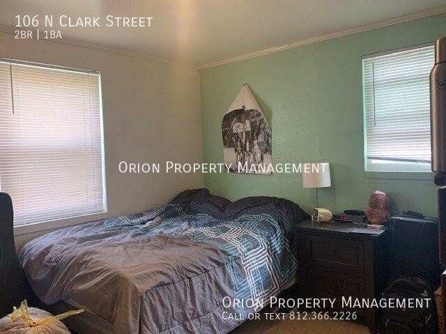 106 N Clark St - Photo 7 of 8
