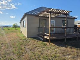 featured image of 3370 Wylie Dr