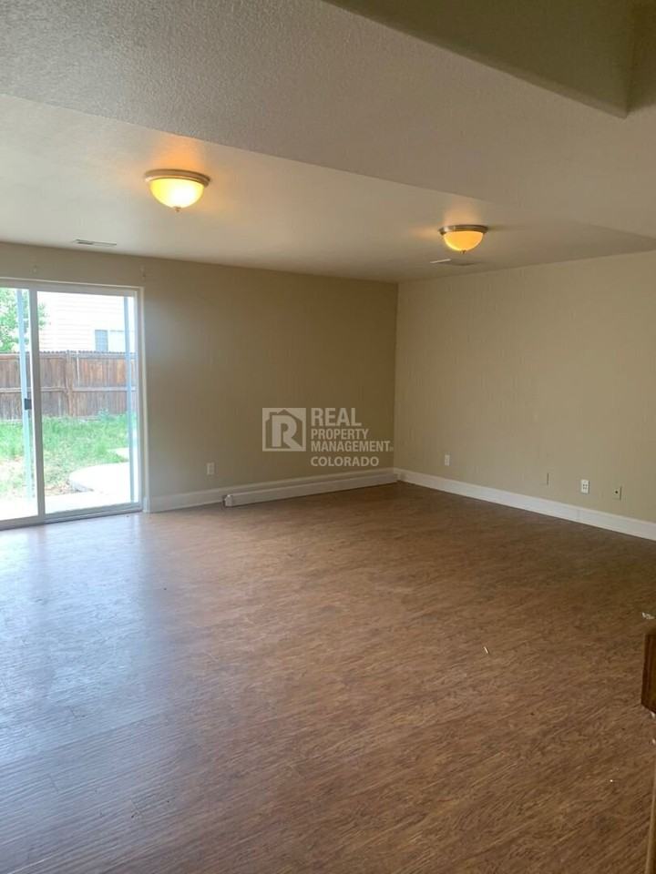 240 Avocet Loop - Photo 6 of 23