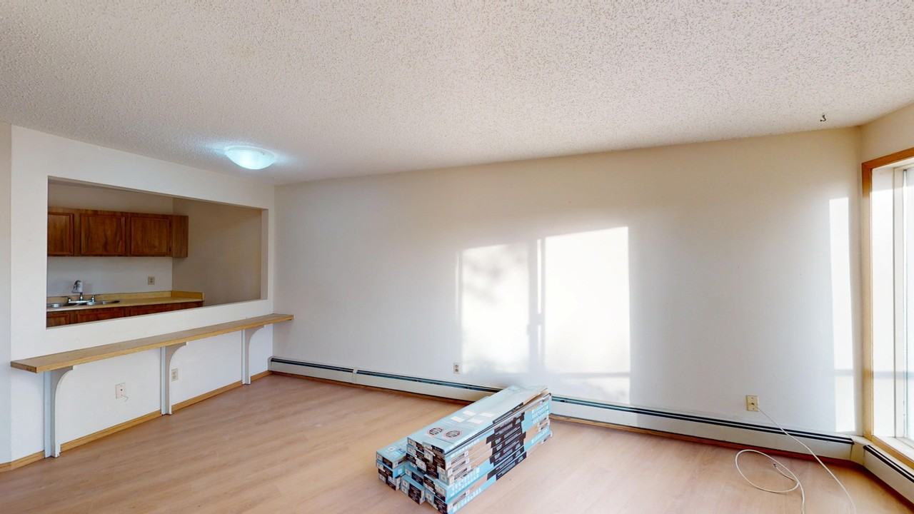 304, 4304 75 Street NW - Photo 3 of 11