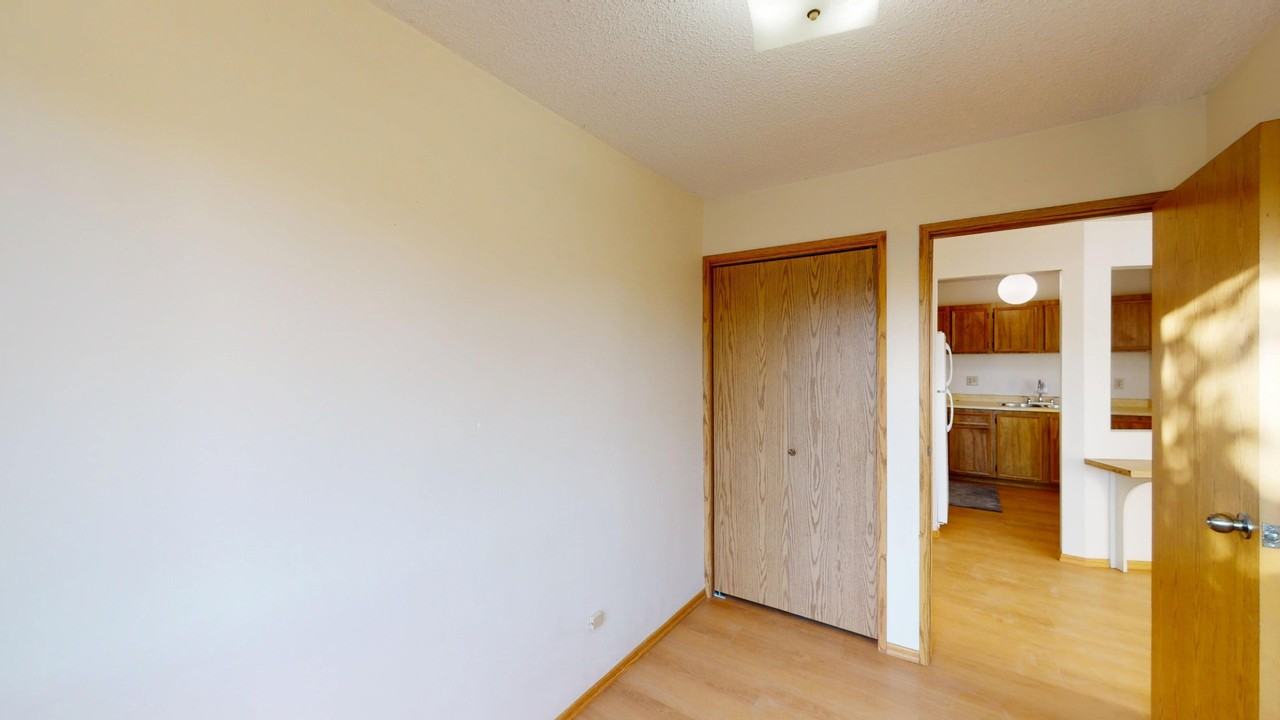 304, 4304 75 Street NW - Photo 6 of 11