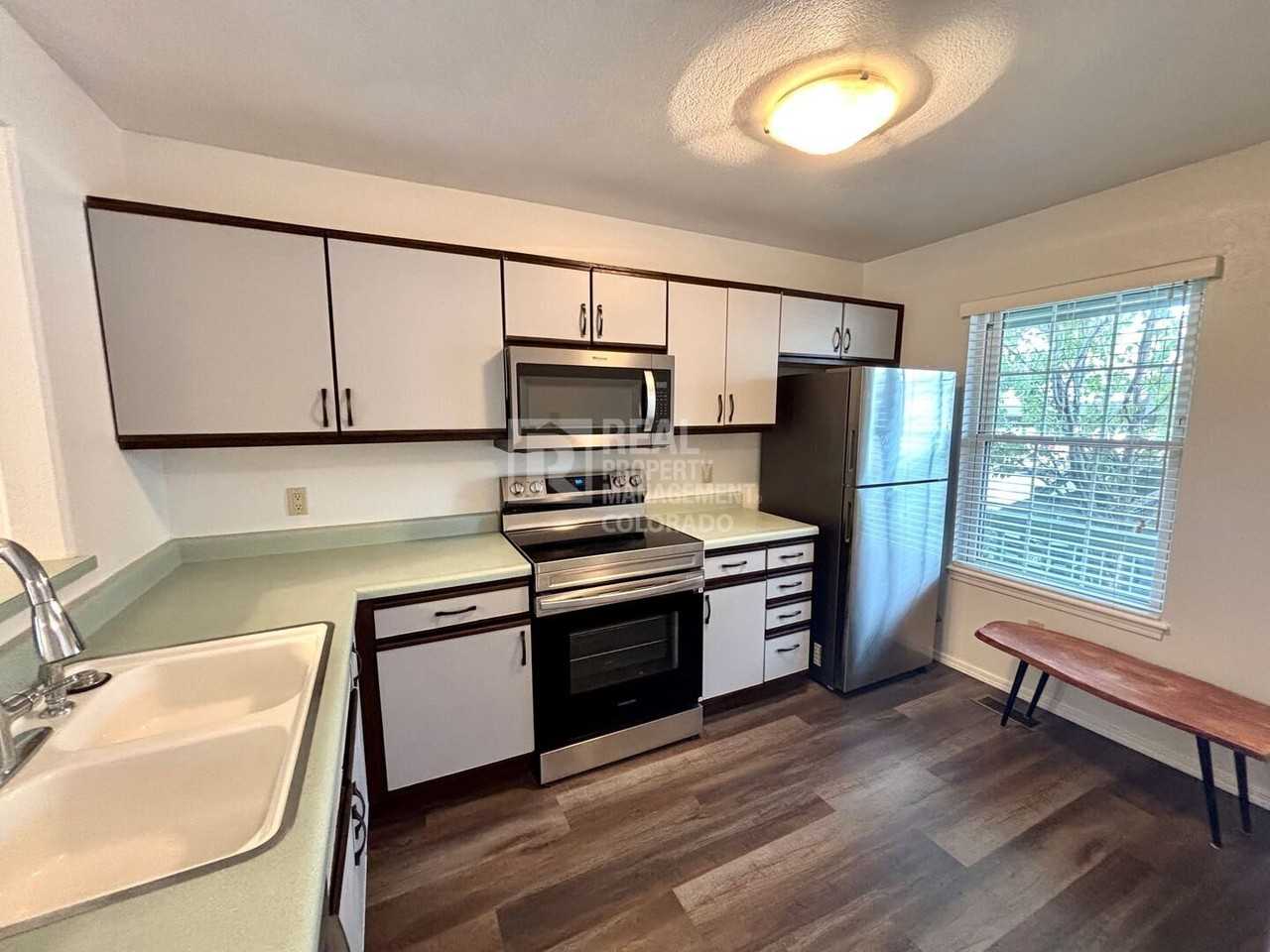 119 Iveystone Ct - Photo 4 of 16