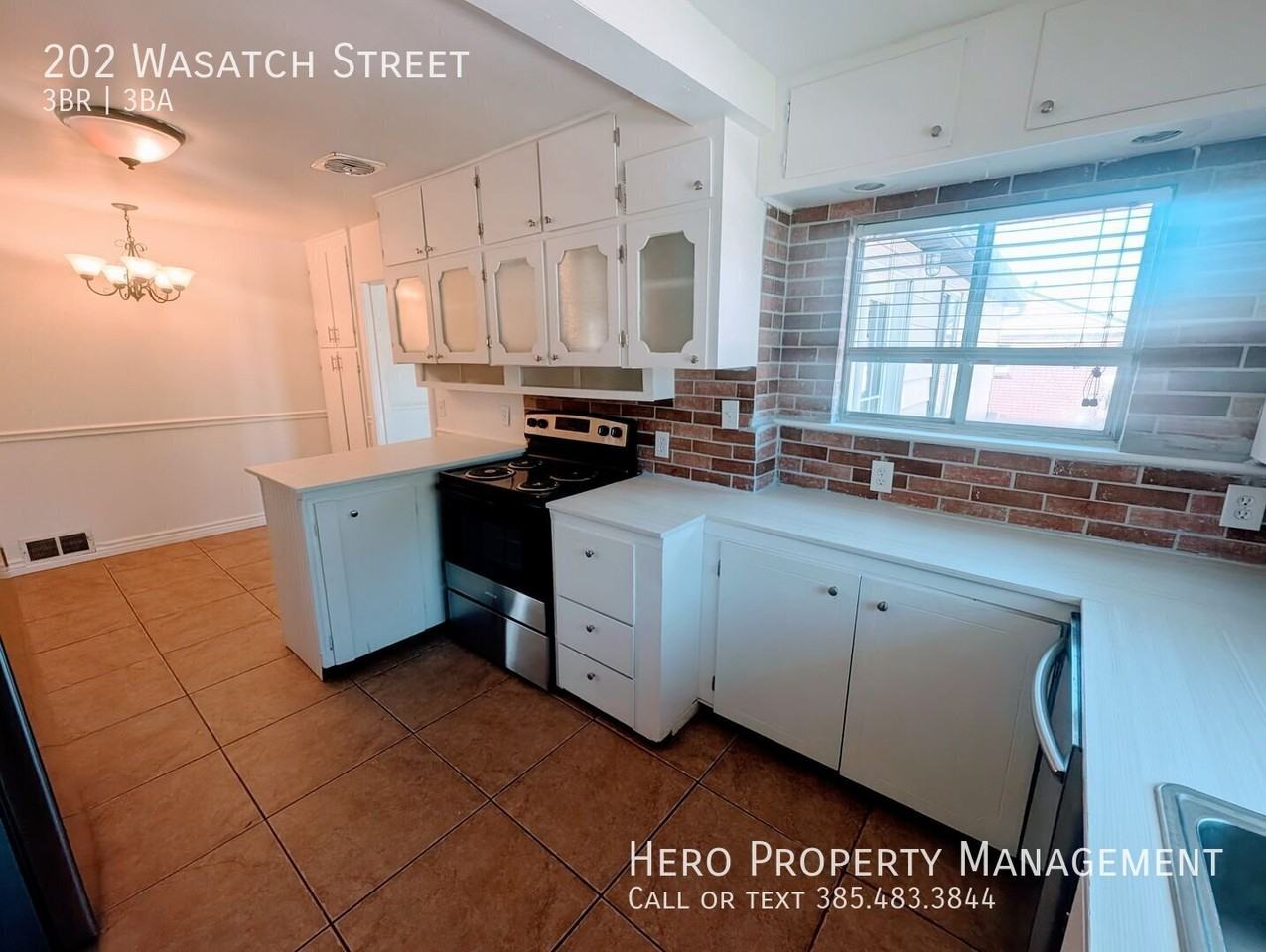 202 W Wasatch St - Photo 7 of 43
