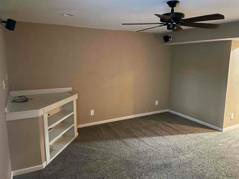 9835 N Lewis Ave - Photo 6 of 12