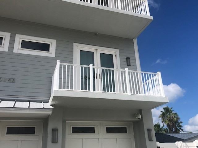 10348 Gulf Blvd - Photo 4 of 24