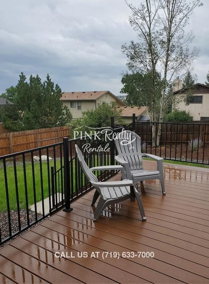 6502 Lange Dr - Photo 4 of 11