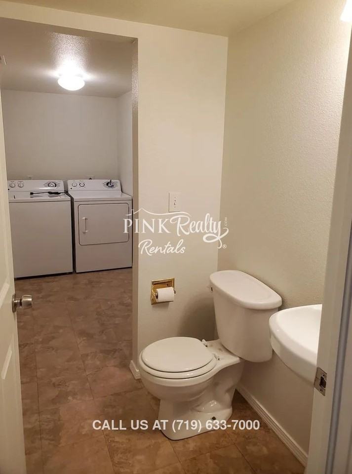 6502 Lange Dr - Photo 6 of 11