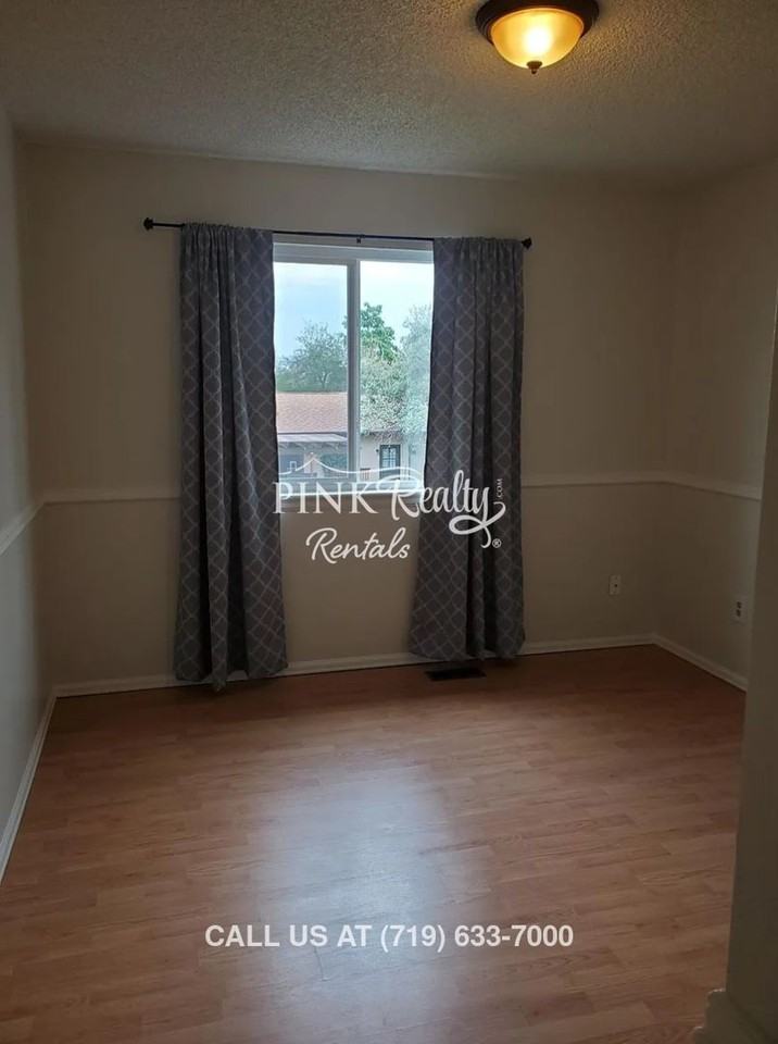 6502 Lange Dr - Photo 7 of 11