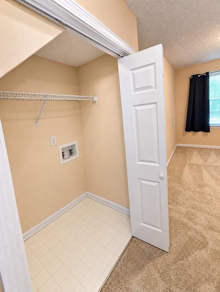 416 Madison Ave - Photo 7 of 20