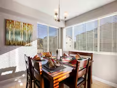 530 E Grace Ave #530 - Photo 5 of 15