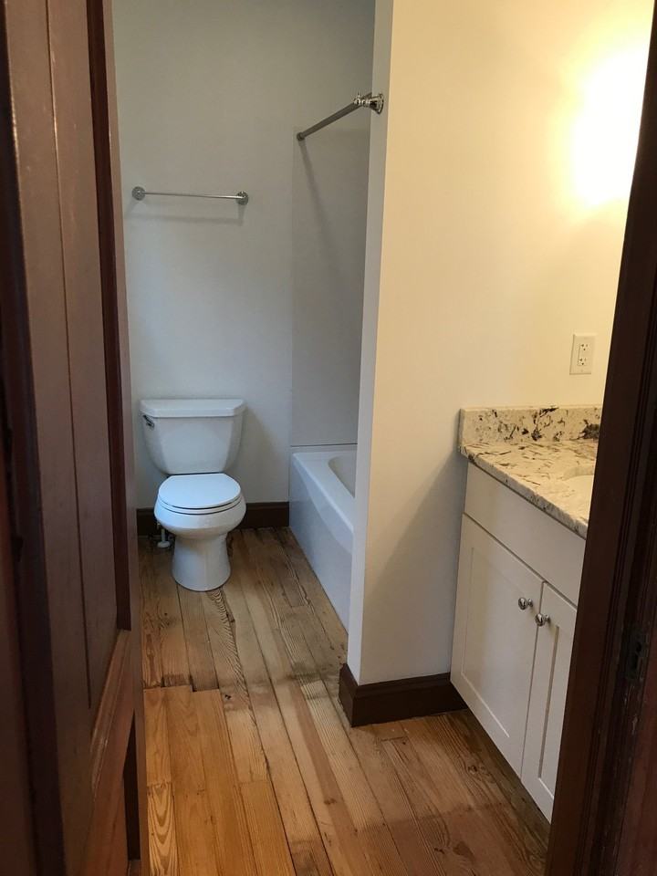 141 W Broad St #1stFL - Photo 5 of 12