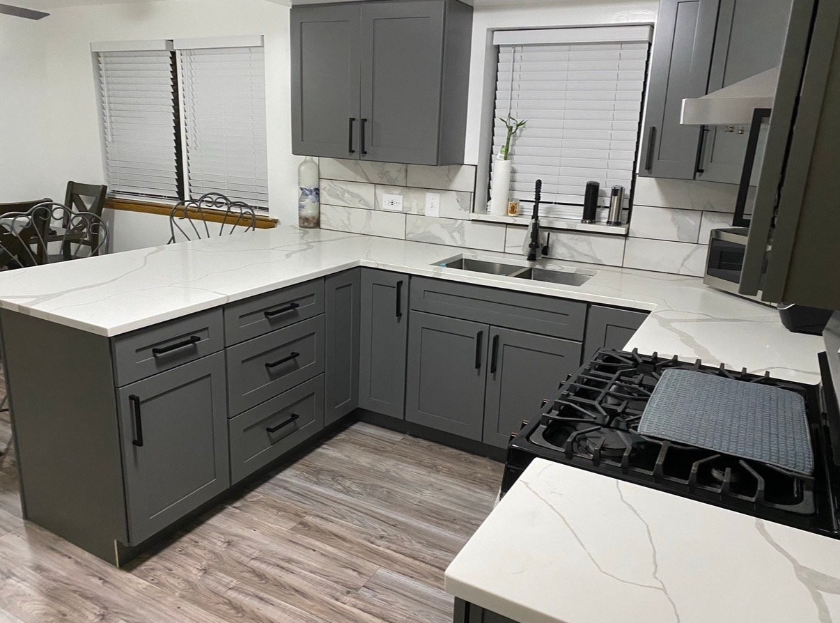 3316 W 79th St - Photo 2 of 5