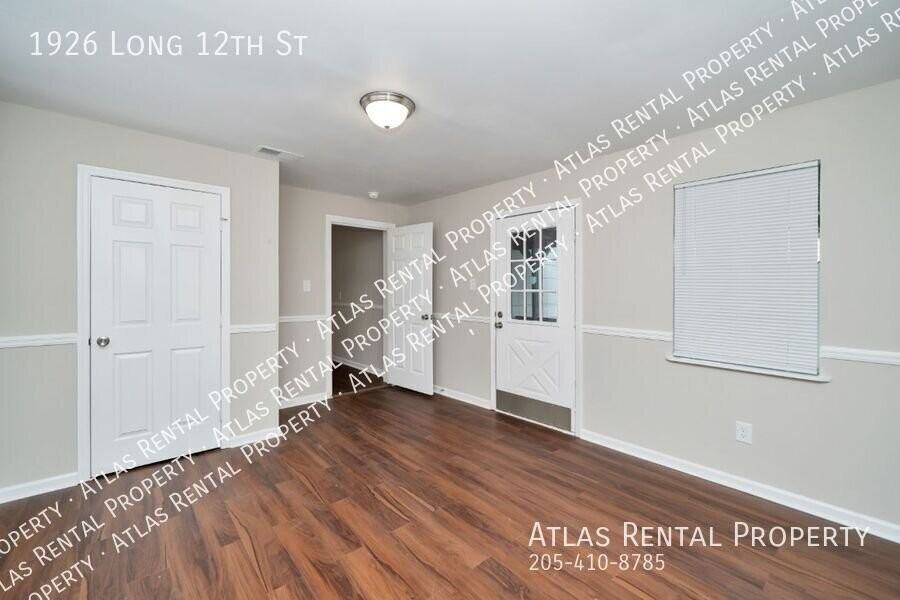 1926 Long 12th St - Photo 5 of 16