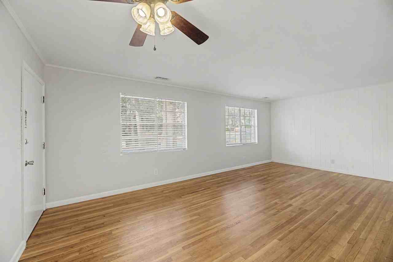 465 Medlock Rd #A - Photo 4 of 11