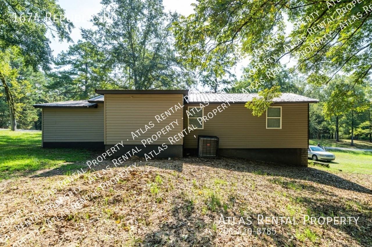 1674 Republic Rd - Photo 4 of 21