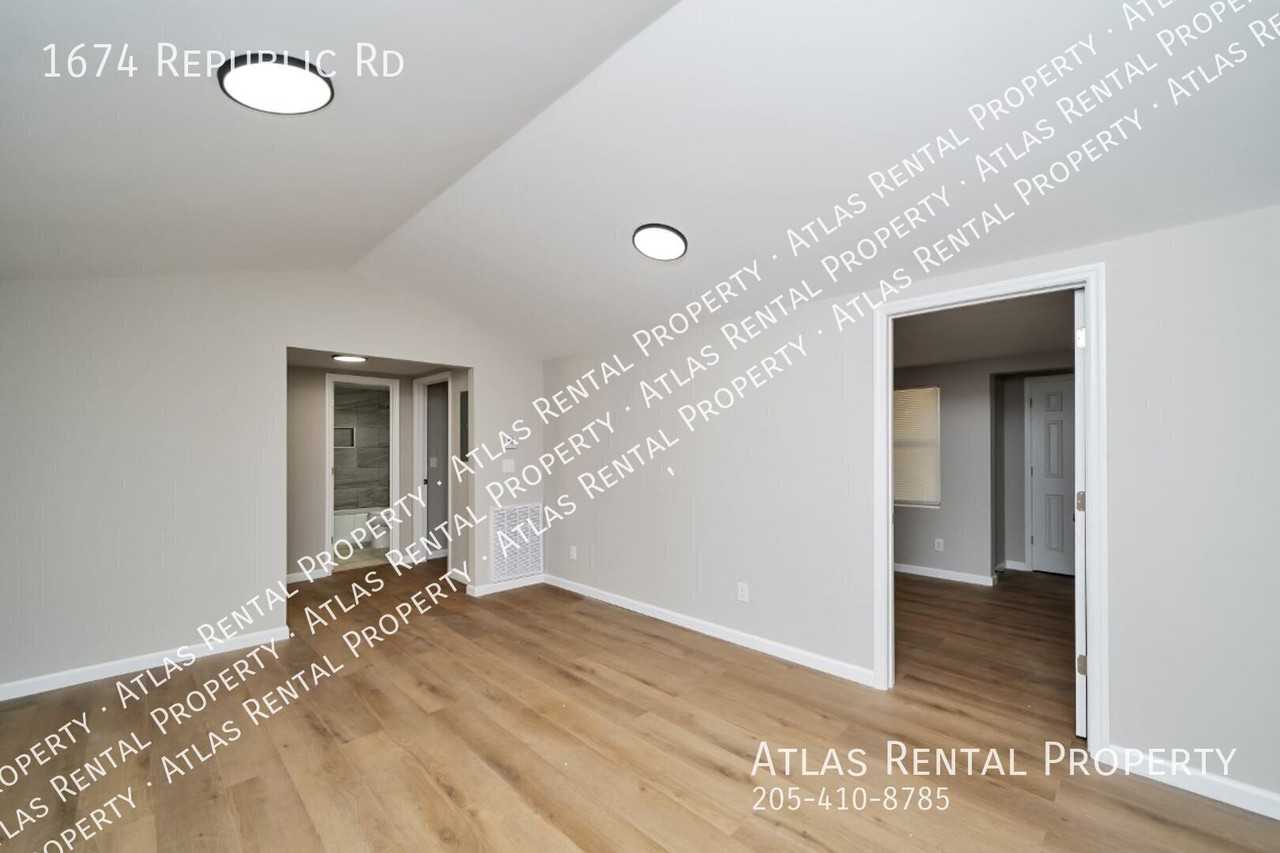 1674 Republic Rd - Photo 7 of 21
