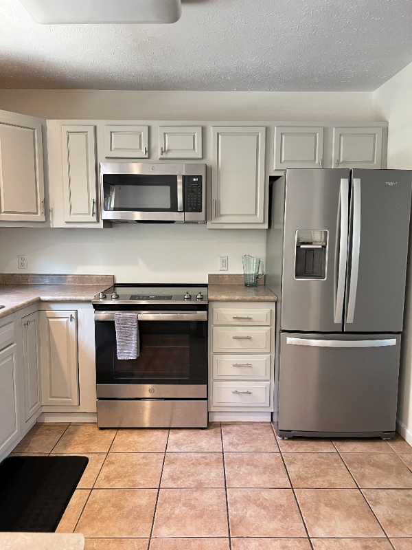 264 Donna Ave - Photo 4 of 20