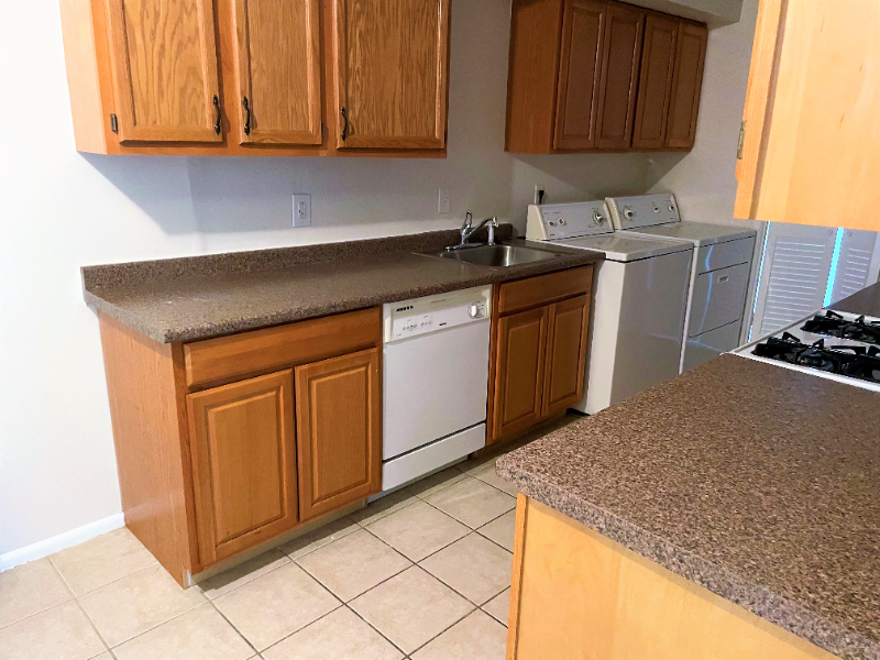 10222 Prince Pl #201 - Photo 6 of 23