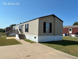 featured image of 780 Bever Dr