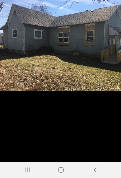 1217 W Marion Ave - Photo 4 of 9
