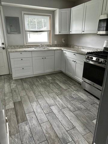 15758 Oldham St - Photo 2 of 8