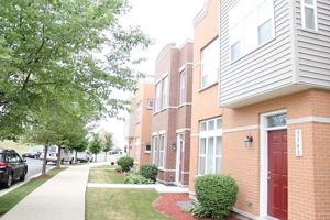 featured image of 5343 W Galewood Ave #1
