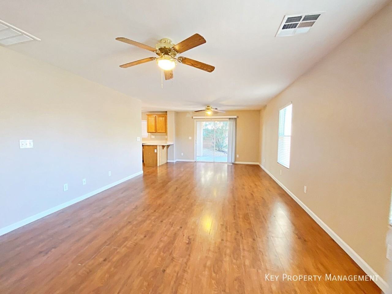 11723 Red Water Ct - Photo 4 of 27