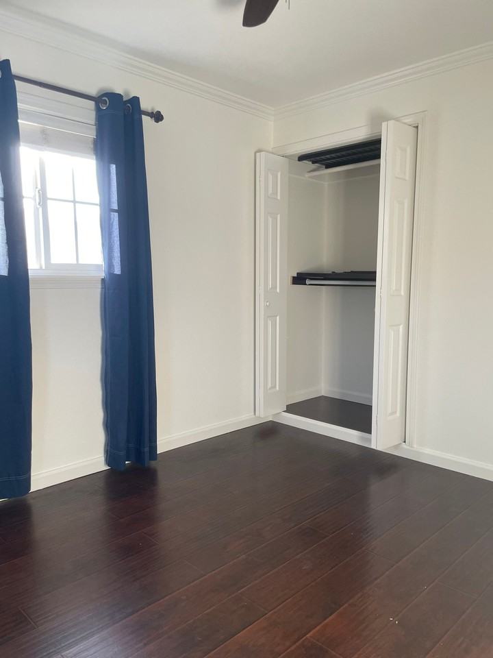64 Schuyler Ave - Photo 3 of 4