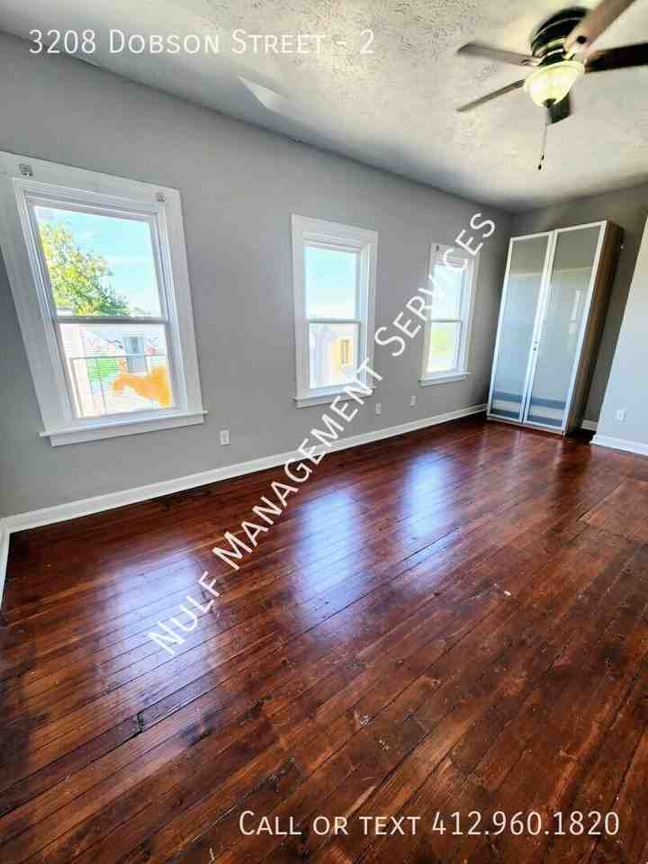 3208 Dobson St #2 - Photo 5 of 7