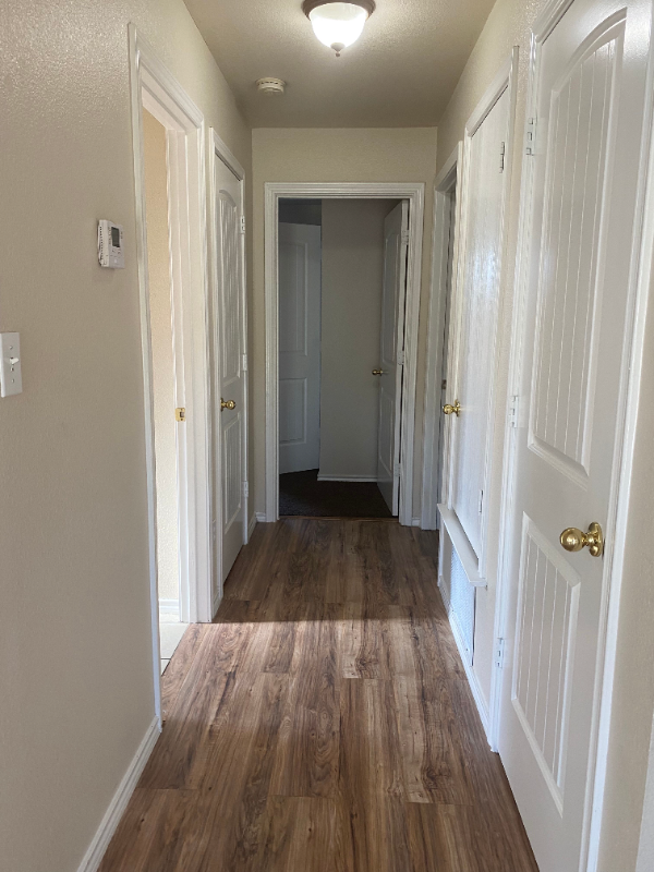 108 N 6th St #4 - Photo 6 of 10